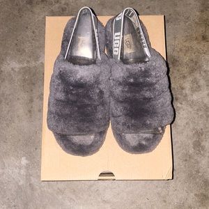 UGG “Fluff Yeah” Slides size 7